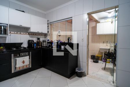 Casa para alugar com 180m², 2 quartos e 2 vagas Casa para alugar com 180m², 2 quartos e 2 vagasCozinha