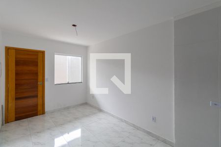 Sala e Cozinha  de casa para alugar com 2 quartos, 44m² em Cidade Patriarca, São Paulo