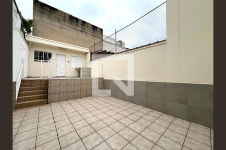 Quintal de casa à venda com 5 quartos, 200m² em Campo Belo, São Paulo