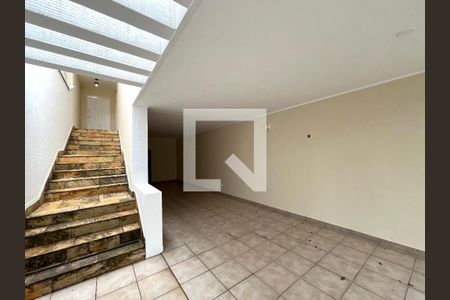 Garagem de casa à venda com 5 quartos, 200m² em Campo Belo, São Paulo