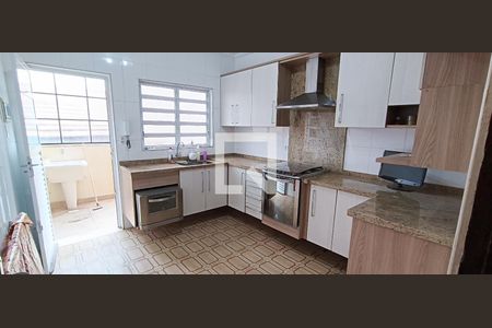 Casa para alugar com 250m², 3 quartos e 4 vagasCozinha