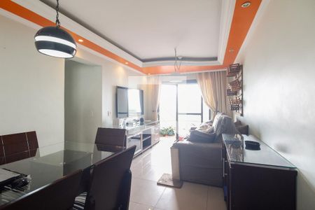 Sala  de apartamento para alugar com 3 quartos, 78m² em Vila Carrão, São Paulo