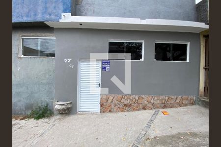 Casa para alugar com 42m², 1 quarto e sem vaga Casa para alugar com 42m², 1 quarto e sem vagaFachada