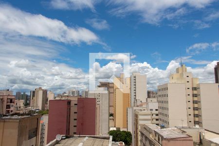 SACADA de apartamento à venda com 2 quartos, 57m² em Centro, Campinas