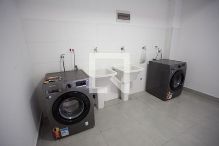 Casa de condomínio à venda com 40m², 2 quartos e sem vagaLAVANDERIA