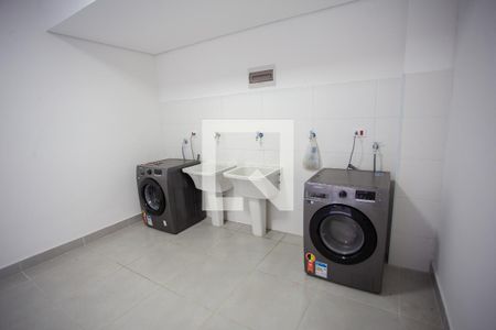 Casa de condomínio à venda com 40m², 2 quartos e sem vagaLAVANDERIA