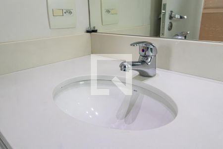 Apartamento à venda com 88m², 2 quartos e 2 vagasBanheiro da Suíte