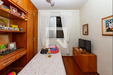 Apartamento à venda com 114m², 3 quartos e 2 vagasQuarto 2