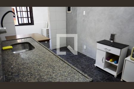 Casa de condomínio à venda com 450m², 4 quartos e 2 vagasCozinha