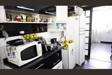 Casa de condomínio à venda com 450m², 4 quartos e 2 vagasCozinha 02