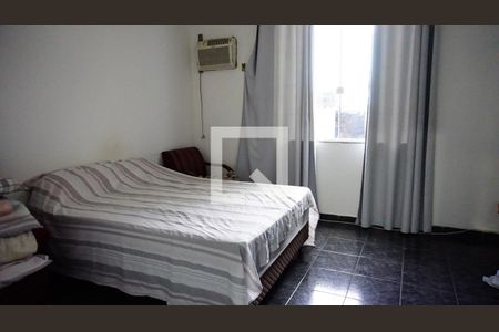 Casa de condomínio à venda com 450m², 4 quartos e 2 vagasQuarto 4