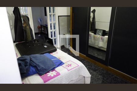 Casa de condomínio à venda com 450m², 4 quartos e 2 vagasQuarto 3