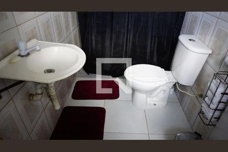 Casa de condomínio à venda com 450m², 4 quartos e 2 vagasBanheiro