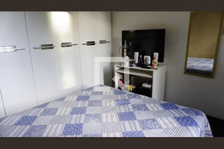 Casa de condomínio à venda com 450m², 4 quartos e 2 vagasQuarto 2