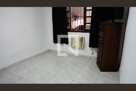 Casa de condomínio à venda com 450m², 4 quartos e 2 vagasQuarto 1