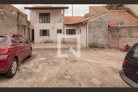 Casa à venda com 300m², 3 quartos e 4 vagasFachada