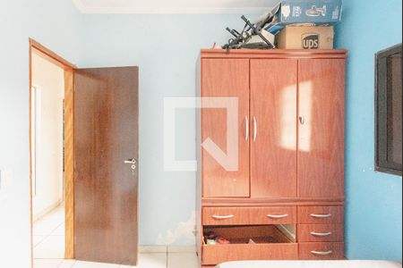 Casa à venda com 300m², 3 quartos e 4 vagasQuarto 2