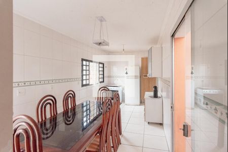 Casa à venda com 300m², 3 quartos e 4 vagasCozinha