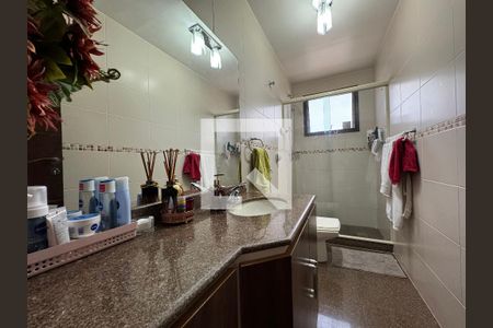 Apartamento à venda com 220m², 3 quartos e 2 vagasBanheiro Social