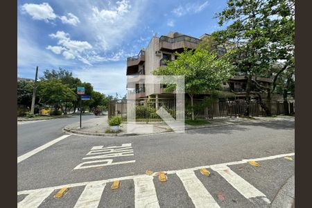 Apartamento à venda com 220m², 3 quartos e 2 vagasFachada