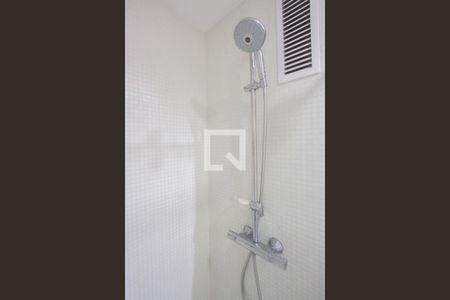 Apartamento para alugar com 69m², 2 quartos e 1 vaga Apartamento para alugar com 69m², 2 quartos e 1 vagaBanheiro