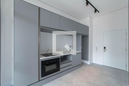 Cozinha de apartamento à venda com 1 quarto, 31m² em Itaim Bibi, São Paulo