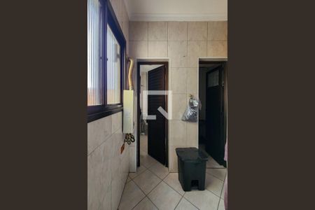 Apartamento à venda com 107m², 3 quartos e 1 vagaÁrea de Serviço