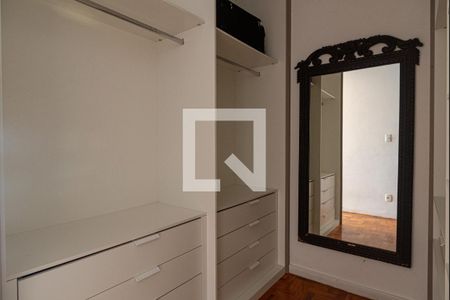Apartamento à venda com 67m², 1 quarto e sem vagaCloset