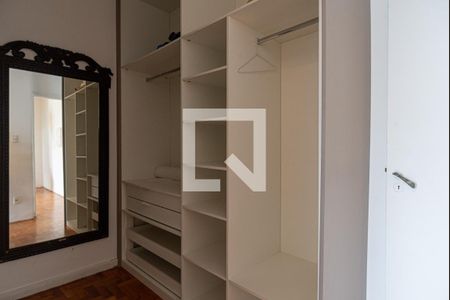 Apartamento à venda com 67m², 1 quarto e sem vagaCloset
