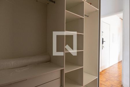 Apartamento à venda com 67m², 1 quarto e sem vagaCloset
