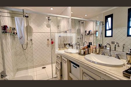 Apartamento à venda com 200m², 3 quartos e 3 vagas Apartamento à venda com 200m², 3 quartos e 3 vagasFoto 01