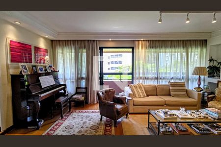 Apartamento à venda com 200m², 3 quartos e 3 vagas Apartamento à venda com 200m², 3 quartos e 3 vagasFoto 01