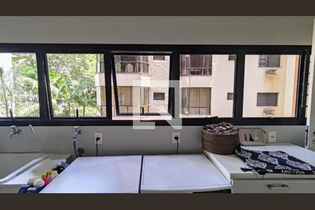 Apartamento à venda com 200m², 3 quartos e 3 vagas Apartamento à venda com 200m², 3 quartos e 3 vagasFoto 01