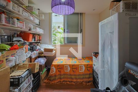 Apartamento à venda com 180m², 4 quartos e 2 vagasQuarto 2