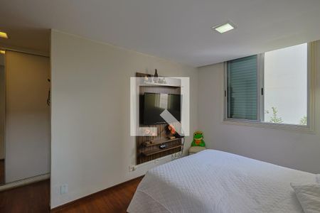 Apartamento à venda com 180m², 4 quartos e 2 vagasQuarto 5 - Suíte