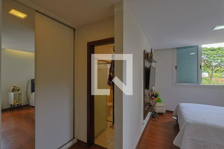 Apartamento à venda com 180m², 4 quartos e 2 vagasQuarto 5 - Suíte