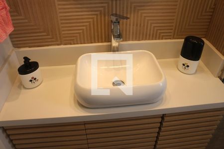 Apartamento à venda com 65m², 2 quartos e 2 vagasBanheiro da Suíte 1