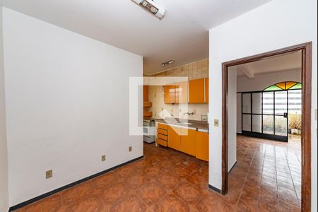 Apartamento à venda com 220m², 4 quartos e sem vaga Apartamento à venda com 220m², 4 quartos e sem vagaCozinha 2