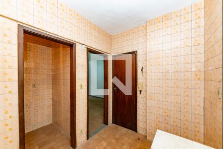 Apartamento à venda com 220m², 4 quartos e sem vaga Apartamento à venda com 220m², 4 quartos e sem vagaÁrea de Serviço 1