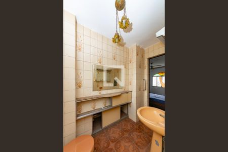 Apartamento à venda com 220m², 4 quartos e sem vaga Apartamento à venda com 220m², 4 quartos e sem vagaBanheiro da Suíte