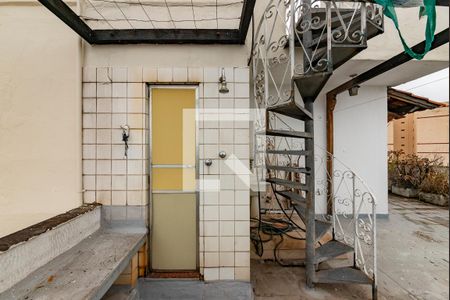 Apartamento à venda com 220m², 4 quartos e sem vaga Apartamento à venda com 220m², 4 quartos e sem vagaVaranda da Sala 2