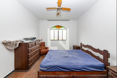 Apartamento à venda com 220m², 4 quartos e sem vaga Apartamento à venda com 220m², 4 quartos e sem vagaSuíte