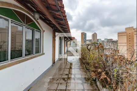 Apartamento à venda com 220m², 4 quartos e sem vaga Apartamento à venda com 220m², 4 quartos e sem vagaVaranda da Sala 2