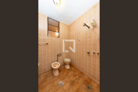 Apartamento à venda com 220m², 4 quartos e sem vaga Apartamento à venda com 220m², 4 quartos e sem vagaBanheiro Social