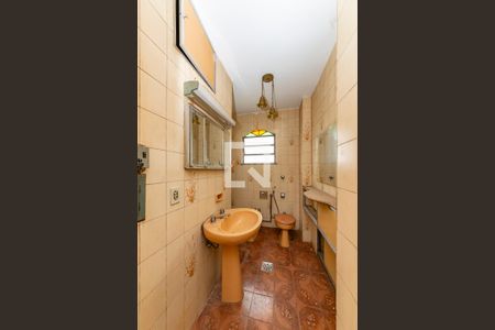 Apartamento à venda com 220m², 4 quartos e sem vaga Apartamento à venda com 220m², 4 quartos e sem vagaBanheiro da Suíte