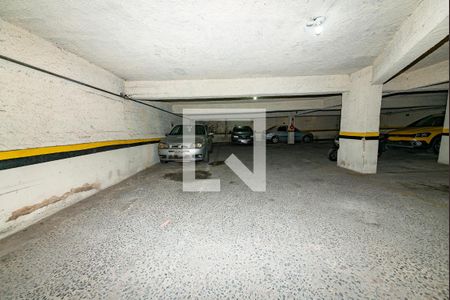 Apartamento à venda com 220m², 4 quartos e sem vaga Apartamento à venda com 220m², 4 quartos e sem vagaGaragem