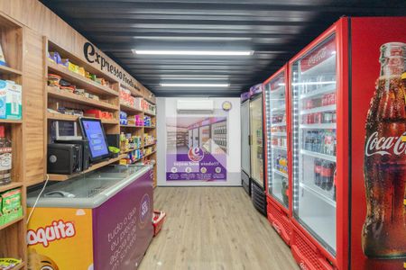 Apartamento à venda com 27m², 1 quarto e 1 vagaMercado