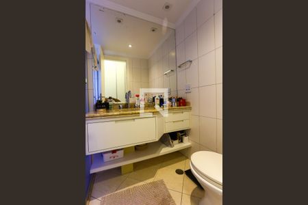 Apartamento à venda com 123m², 3 quartos e 3 vagasBanheiro da Suíte 2