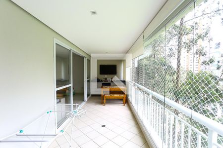 Varanda de apartamento à venda com 3 quartos, 123m² em Vila Andrade, São Paulo