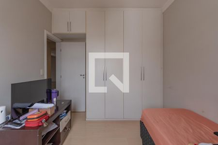 Apartamento à venda com 240m², 4 quartos e 3 vagasQuarto 2